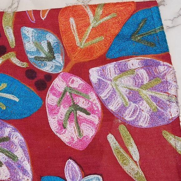 Anu lightweight embroidered vest, size S - Picture 5 of 6